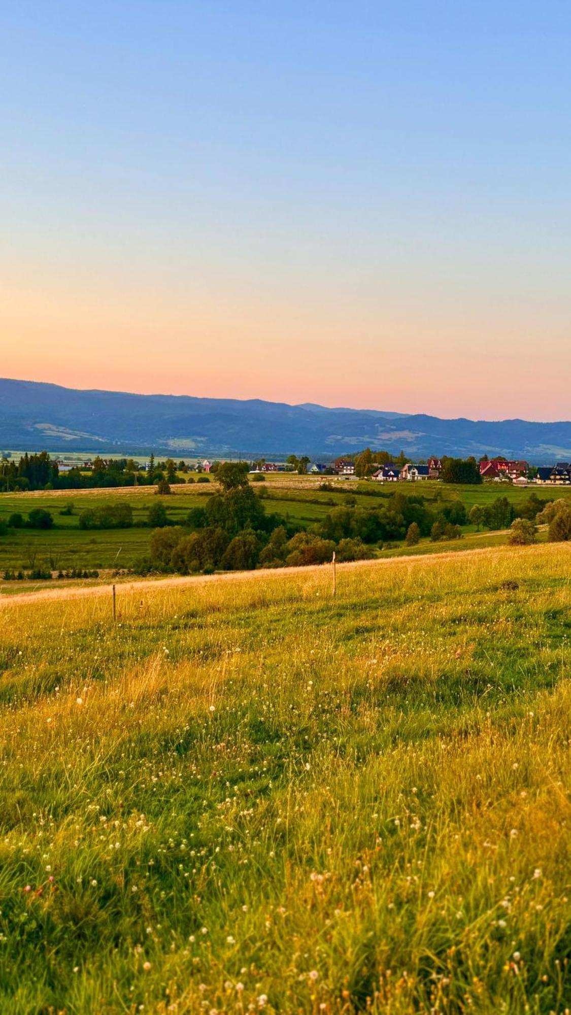 Styry Pory Roku Daire Groń Dış mekan fotoğraf