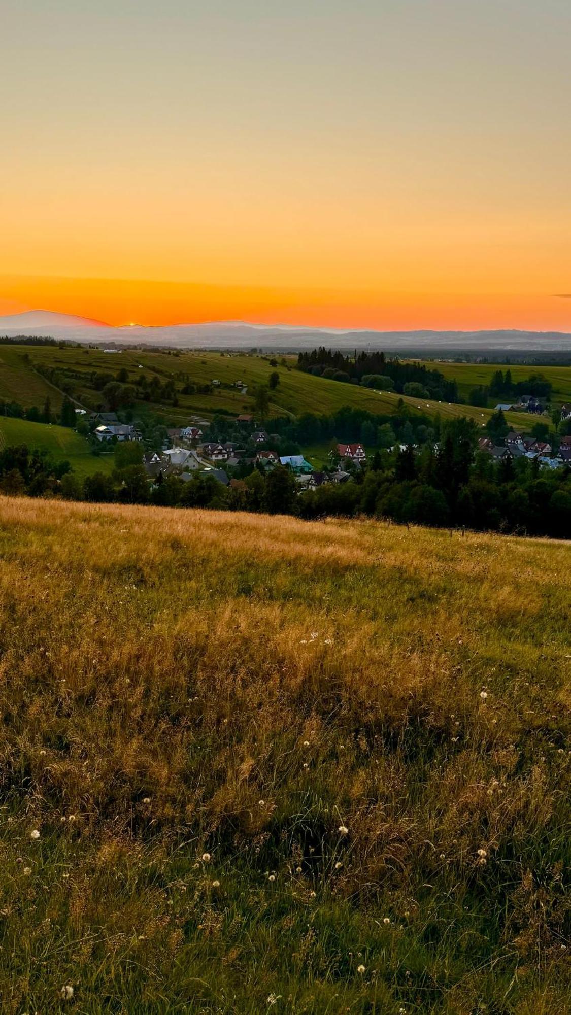 Styry Pory Roku Daire Groń Dış mekan fotoğraf